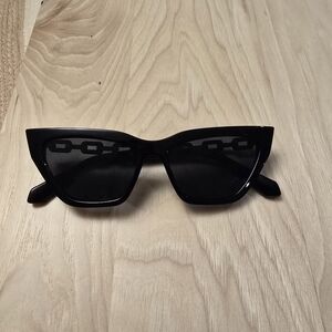 Foxblood Chain Sunglasses